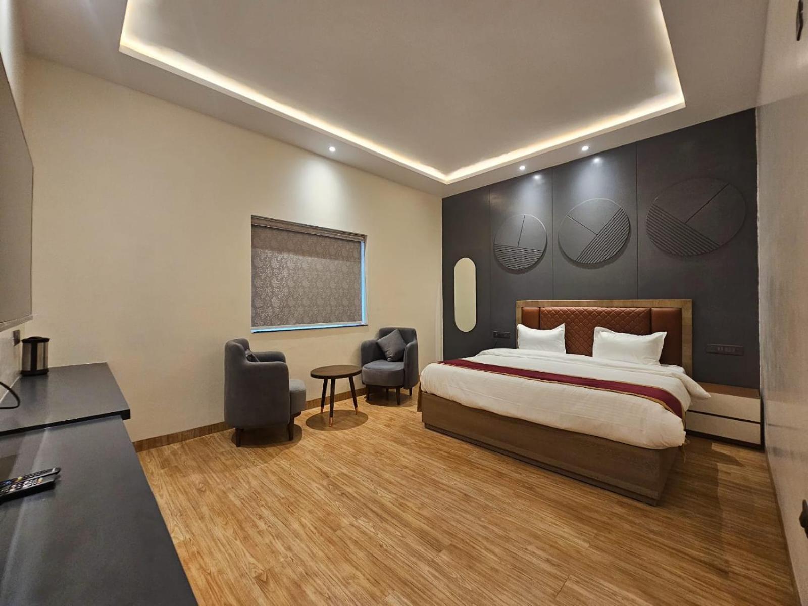 Hotel Elara دهرادون المظهر الخارجي الصورة